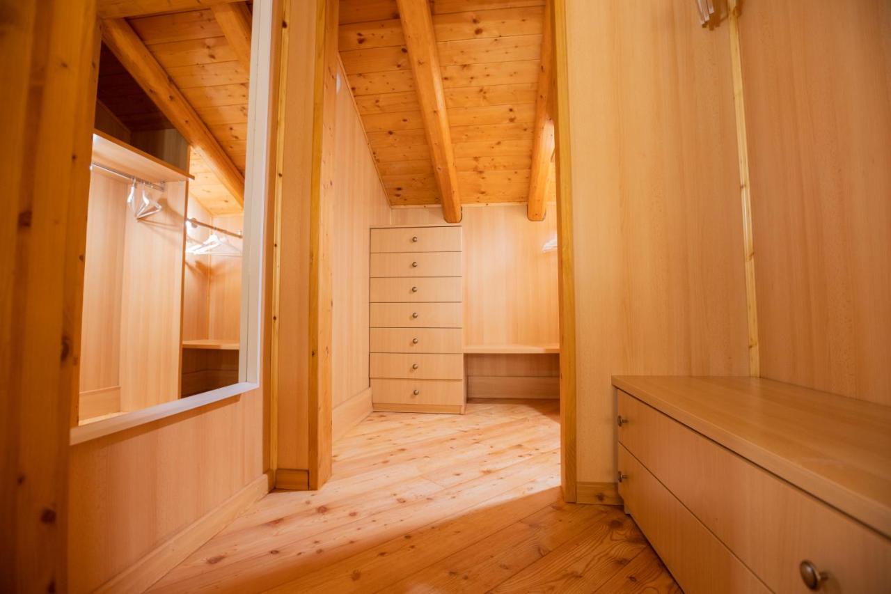 Residenza Marconi Aparthotel Pinzolo Luaran gambar